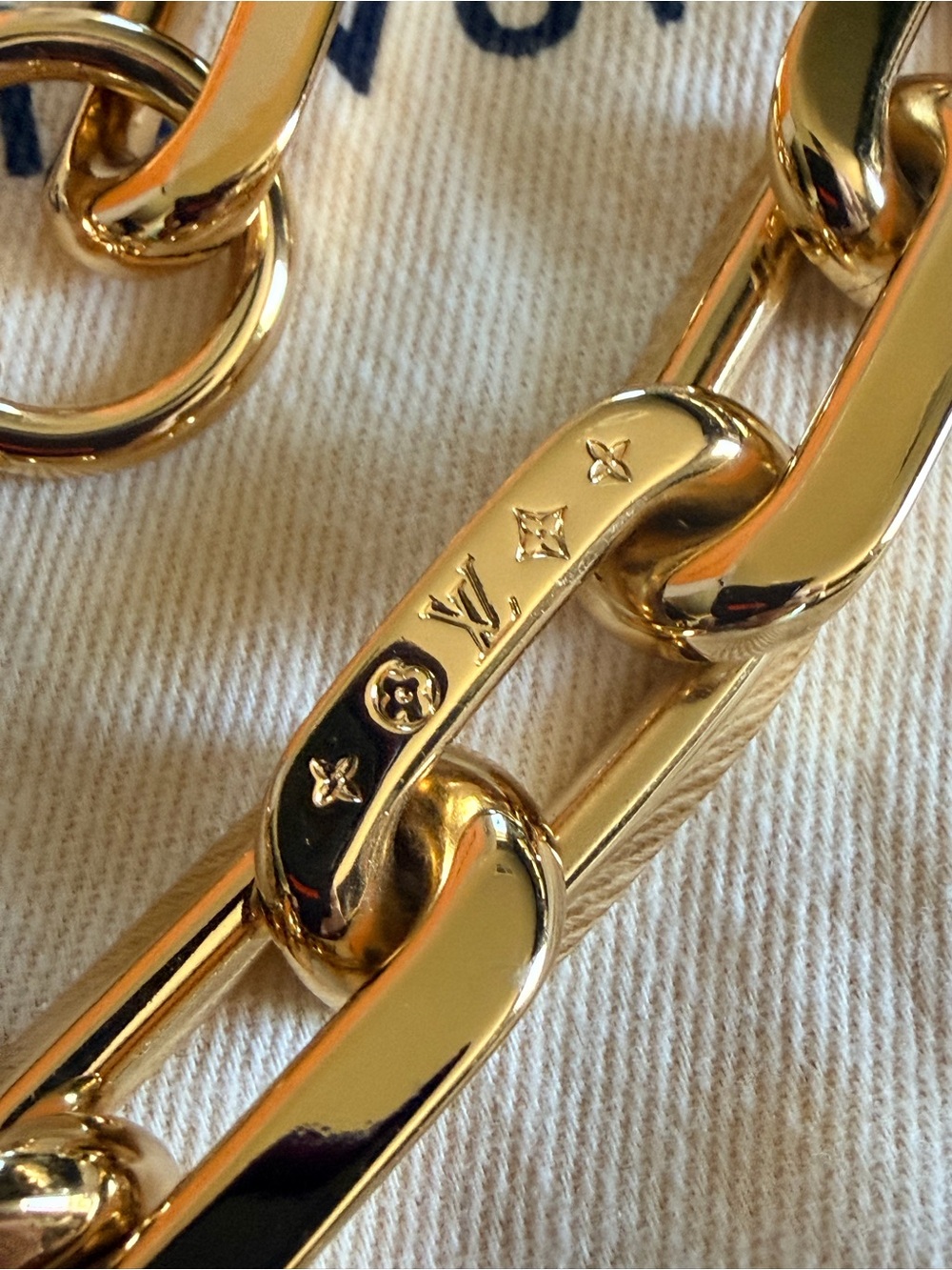 Louis Vuitton Coussin Gold Chain Strap Monogram Chunky Links w Box & Dust Bag - Picture 7 of 8